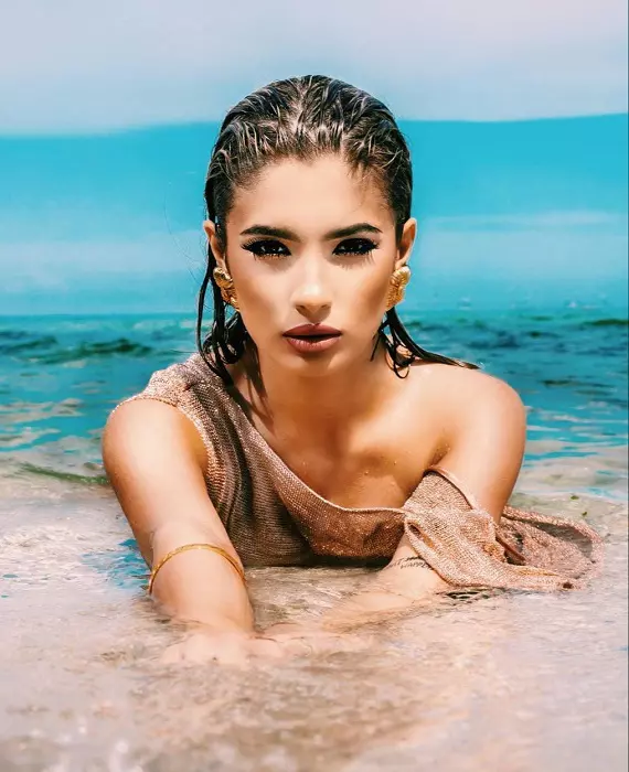 calina roman