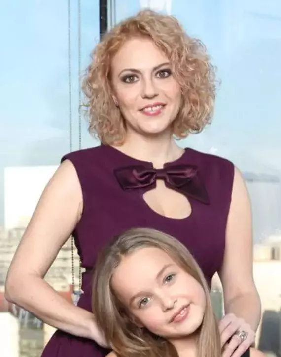 raluca-moianu-fiica-111
