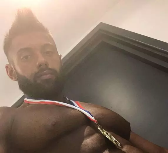 catalin-dumitrescu-insula-iubirii-11