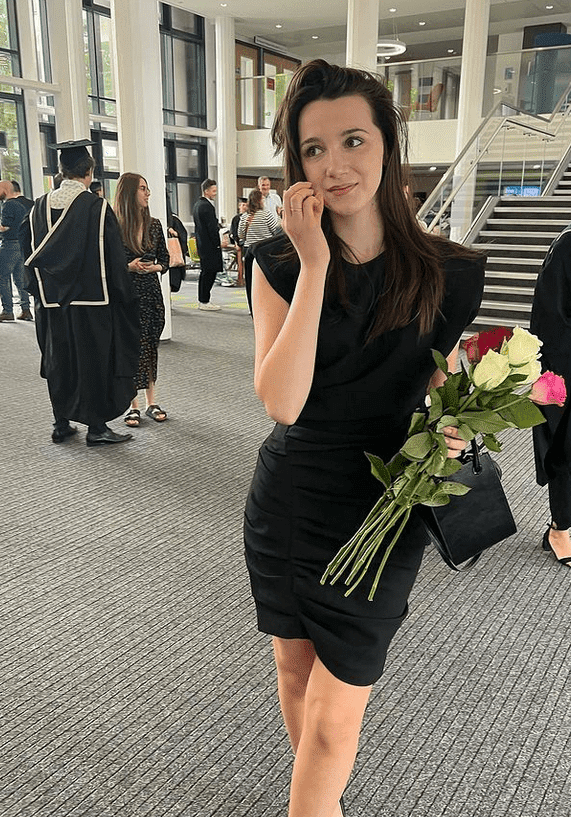 irina-pacurariu-fiica-absolvire-3