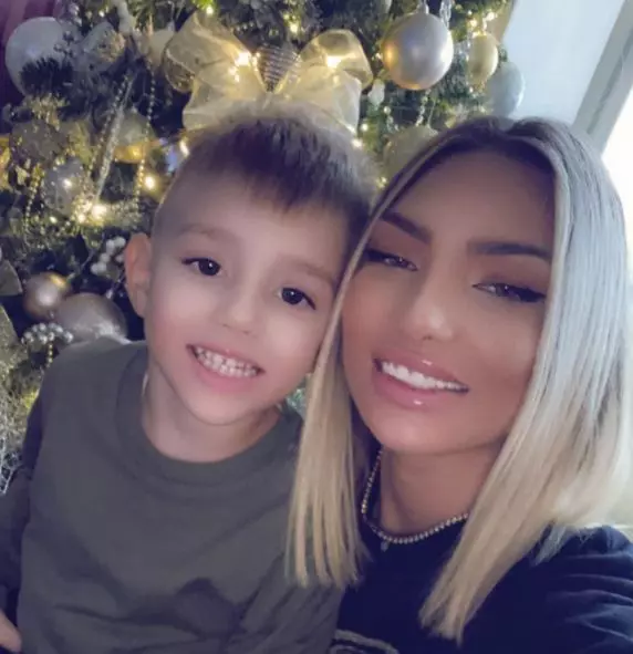 ana-dobrovie-survivor-sani-goi-5