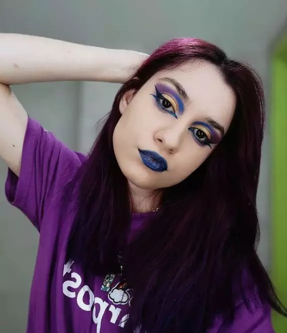 naomi-prie-superstar-5