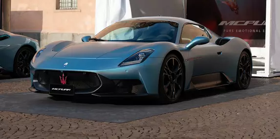 Lansare națională la Torino pentru Maserati MCPura, evoluție rafinată a modelelor sportive cu motor central din Modena