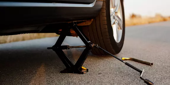 (P) Cricul auto potrivit: ce verifici înainte să îl pui în portbagaj