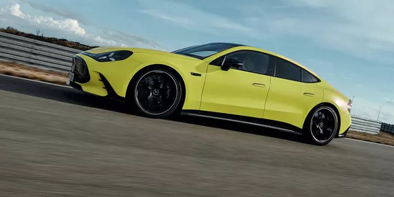 Design frapant și tehnologie EV nemaivăzută: Mercedes-AMG GT 4-Door Coupé, exponent al unei noi realități high-performance!