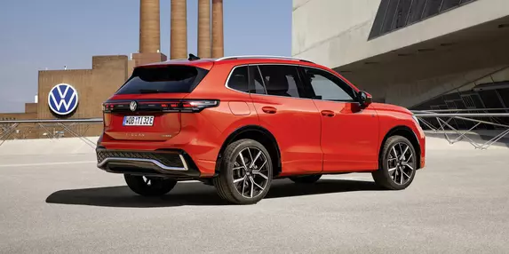 (P) Volkswagen Tiguan: ce versiuni sunt disponibile pe Plus Auto Marketplace și de ce este cel mai echilibrat SUV din gama Volkswagen