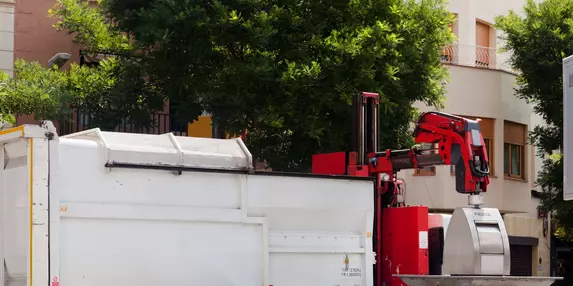 (P) Blocajul din achizițiile publice: de ce piețele secundare mențin în mișcare flotele municipale