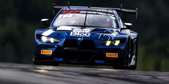Vitrina cu trofee a lui BMW M4 GT3 EVO s-a îmbogățit la Nürburgring, în cadrul GT World Challenge Europe
