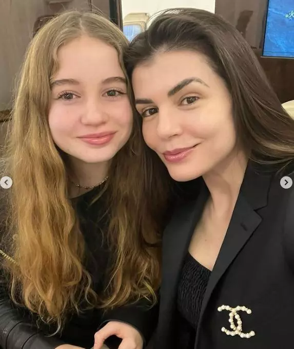 monica-gabor-si-irina-viata-lux-6