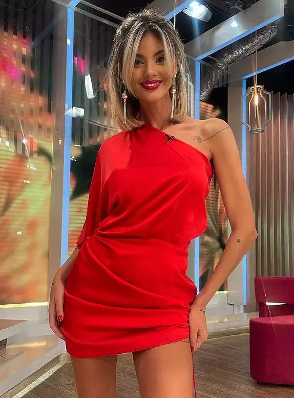 Ramona-Olaru-Splash-5