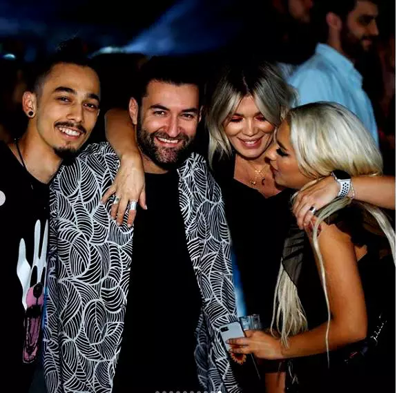 Gina-Pistol-si-Smiley-3