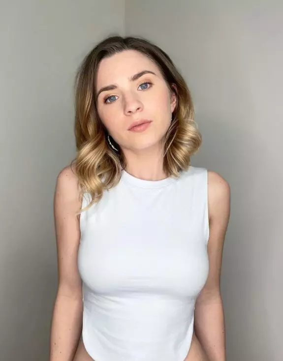 Cristina-Ciobanasu-4