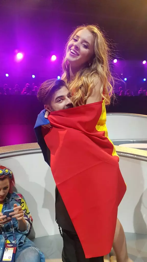 Ilinca şi Alex Florea s-au calificat în Finala Eurovision (2)