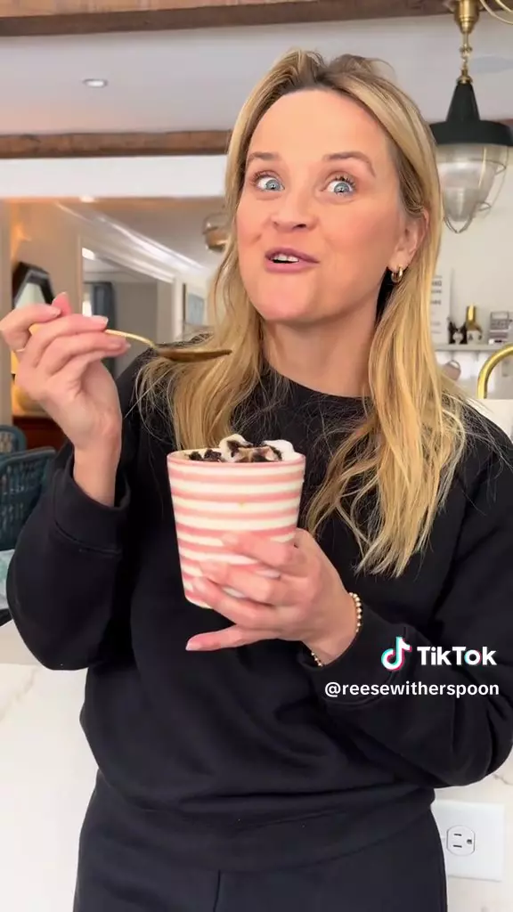 Reese Witherspoon desert zăpadă (3)