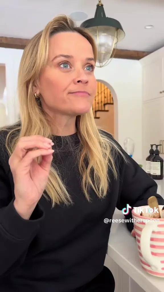Reese Witherspoon desert zăpadă (5)