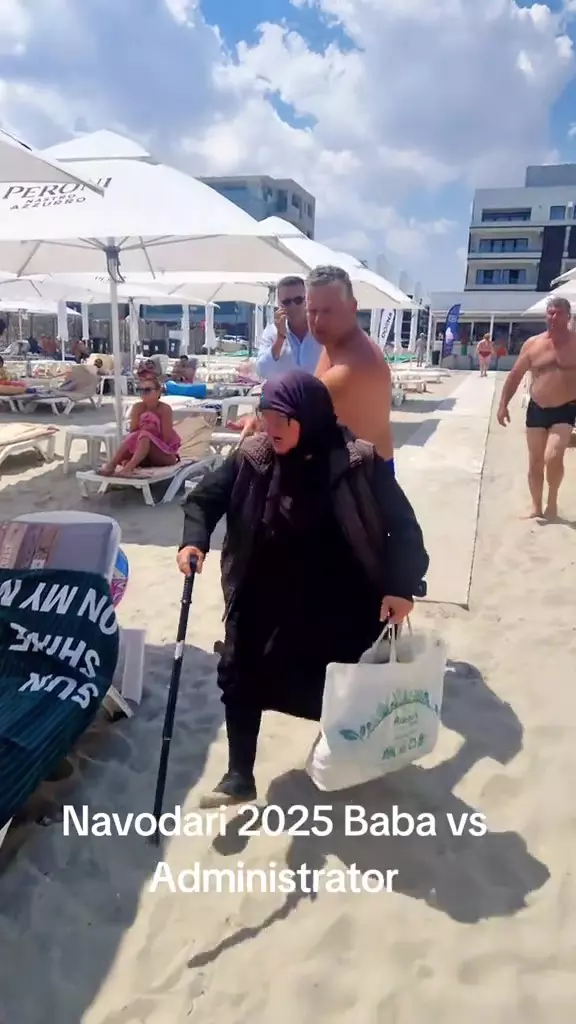Un bărbat a fost fugărit și bătut cu bastonul de o femeie de 50 de ani, pe plajă la Mamaia Nord (4)