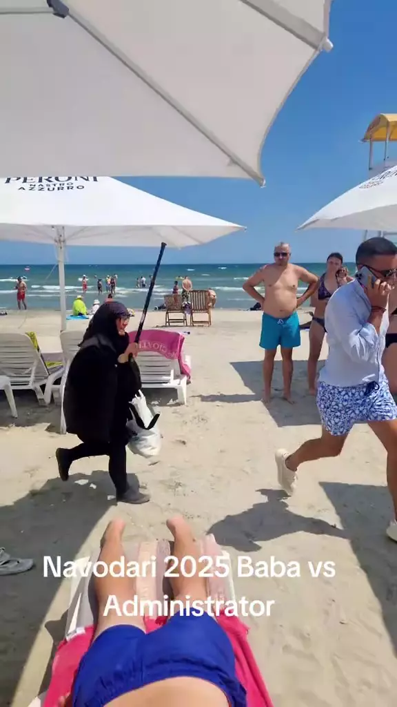 Un bărbat a fost fugărit și bătut cu bastonul de o femeie de 50 de ani, pe plajă la Mamaia Nord (8)