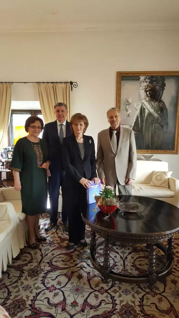 constantinescu2-576x1024