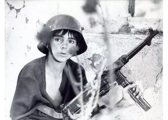 cristian-sofron-toate-panzele-sus-1