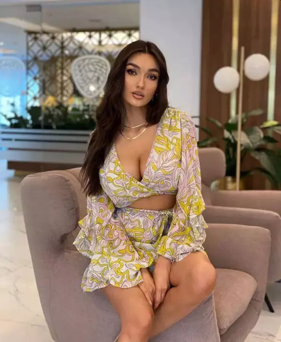 viviana sposub ultimatum 1