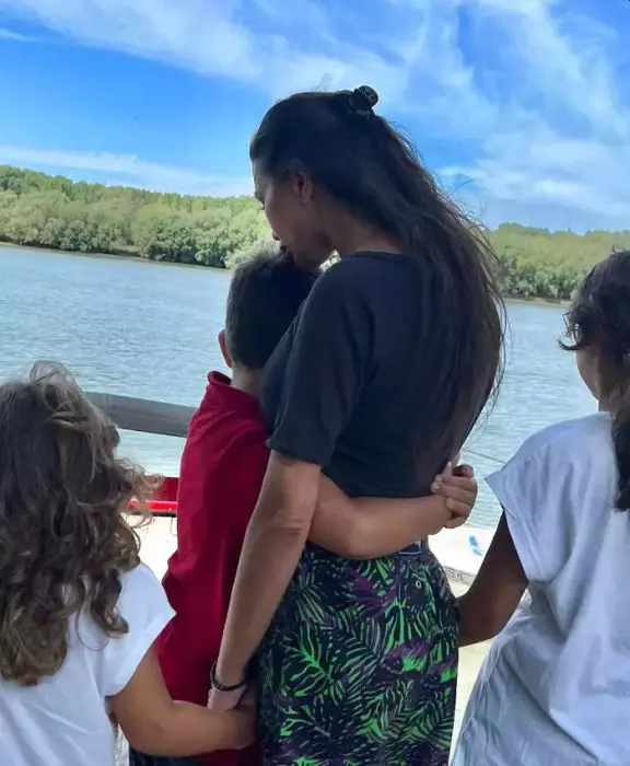 elena basescu cu cei trei copii