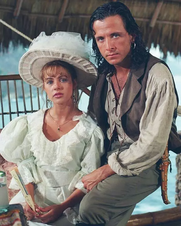 ana-colchero-eduardo-palomo-inima-salbatica-1993