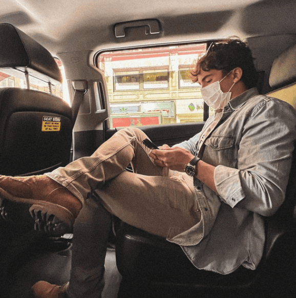 mihaela-radulescu-mandra-de-fiul-ei-ayan-a-absolvit-un-liceu-prestigios-din-america-si-se-pregateste-de_6