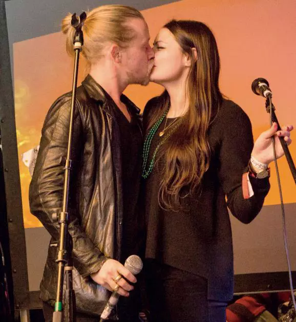 Macaulay Culkin și actuala lui iubită, Jordan Lane Price