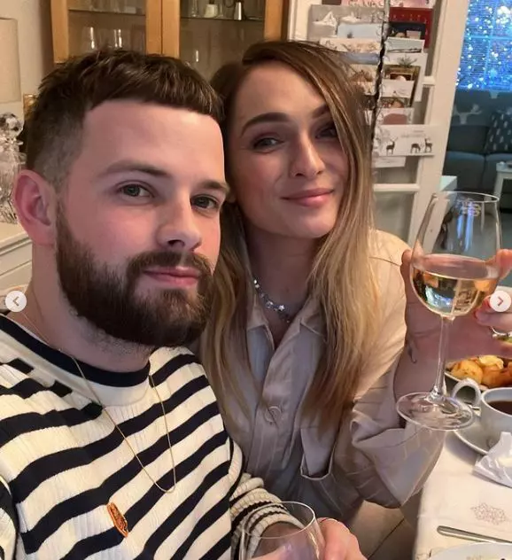 tom-mann-iubita-murit-3