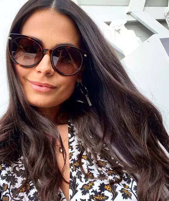 anca-serea-se-simte-rau-77