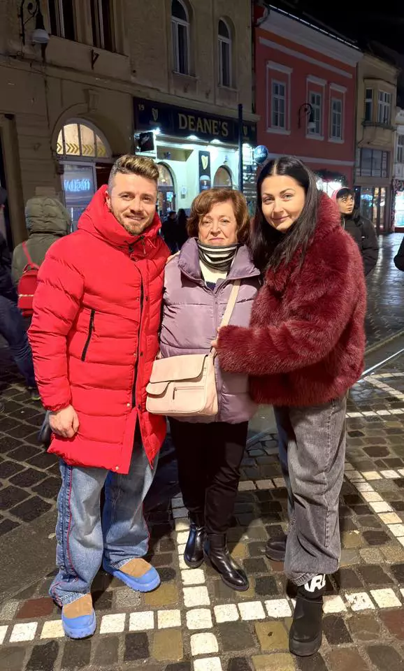 mama tavi clonda 1