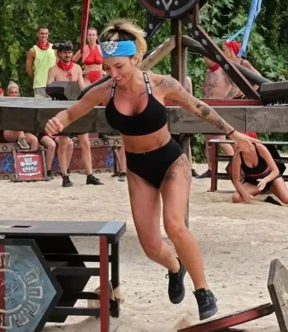 ana-dobrovie-survivor-sani-goi-3