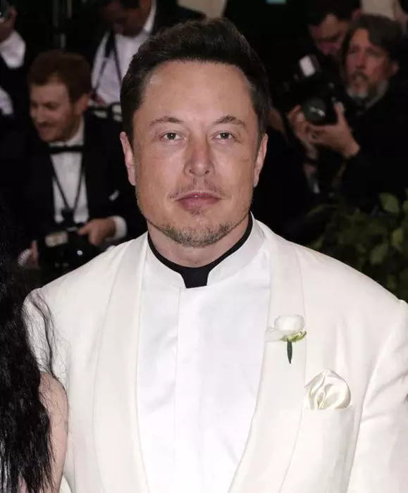 Elon M