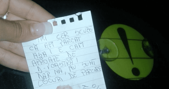 5 mesaje haioase pe care le poți lăsa în parbrizul mașinii când ai blocat pe cineva