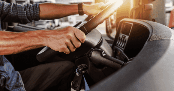 Află cât câștigă un șofer în România