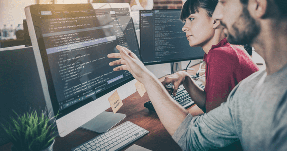 Ți-ai greșit cariera? E ok, poți să devii programator în doar 7 săptămâni