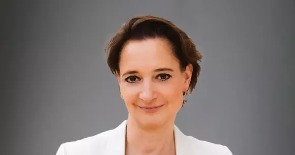 Katrin Adt, fostă executivă Mercedes-Benz, este noul CEO al mărcii Dacia