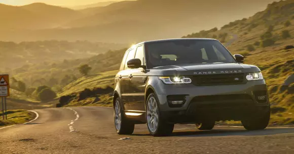 Land Rover a prezentat versiunea 2015 a lui Range Rover si Range Rover Sport