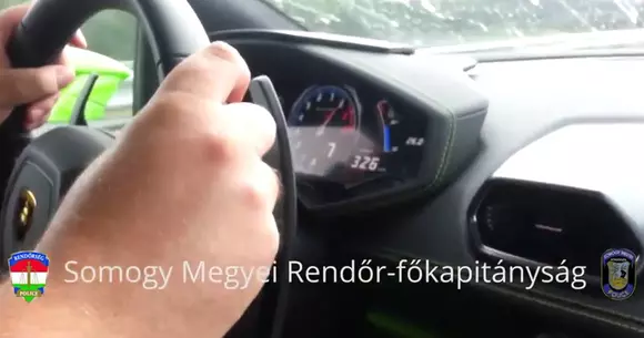 Accident la peste 300 km/h într-un Lamborghini Huracan