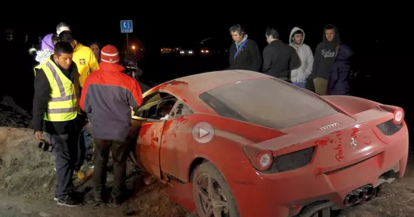 Arturo Vidal, vedeta lui Juventus Torino și a naționalei statului Chile, și-a făcut praf Ferrariul 458 Italia