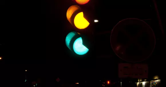 Află cine a inventat semaforul