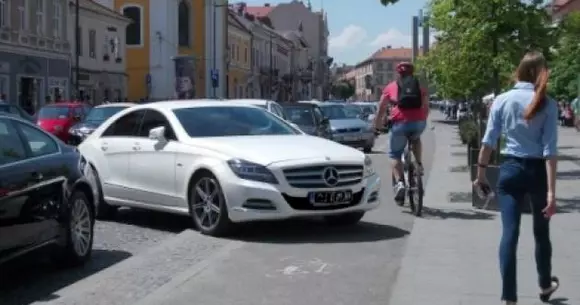 Anularea deciziilor care dispun ridicarea mașinilor parcate neregulamentar naște monștri