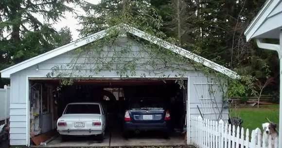 5 avantaje ale unei mașini ținute în garaj