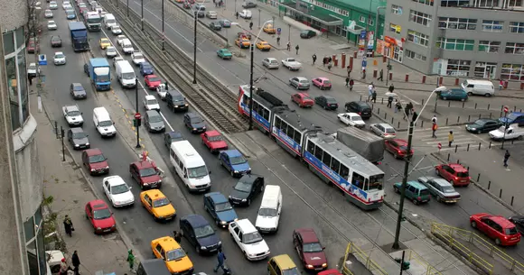 10.000 de șoferi vor protesta joi în București. Dacă ai drum prin centru, amână-l