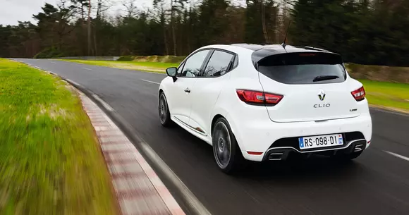 Renault Clio RS 220 Trophy - Cel mai rapid hothatch de segment B de pe Nurburgring