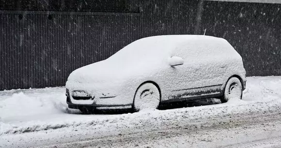 Ce mașini se ascund sub zăpadă?