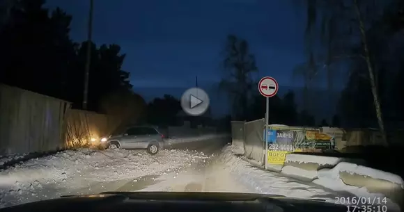 Iată de ce este bine să adaptăm viteza la condițiile de drum