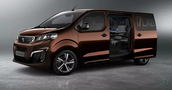 Peugeot Traveller i-Lab VIP 3.0 Shuttle - Atac la Clasa V