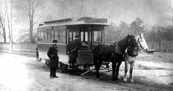 Câți cai putere are un... cal?