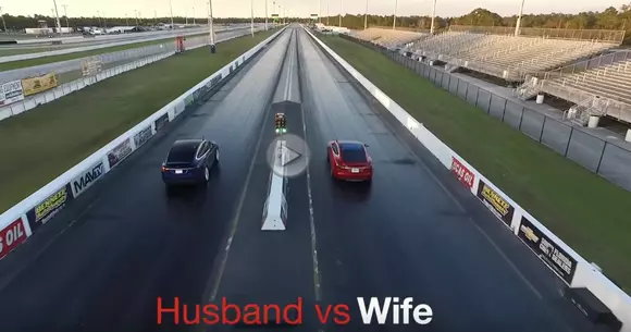 Liniuță în familie - Tesla Model S vs. Tesla Model X